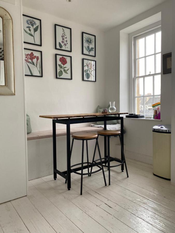 Stunning Georgian Central Bath Home Eksteriør billede