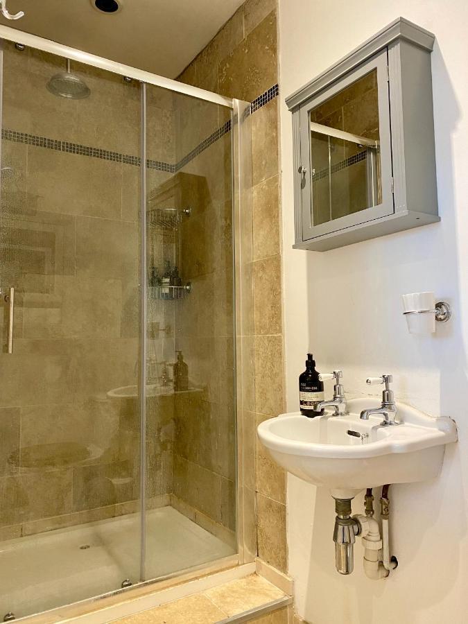 Stunning Georgian Central Bath Home Eksteriør billede